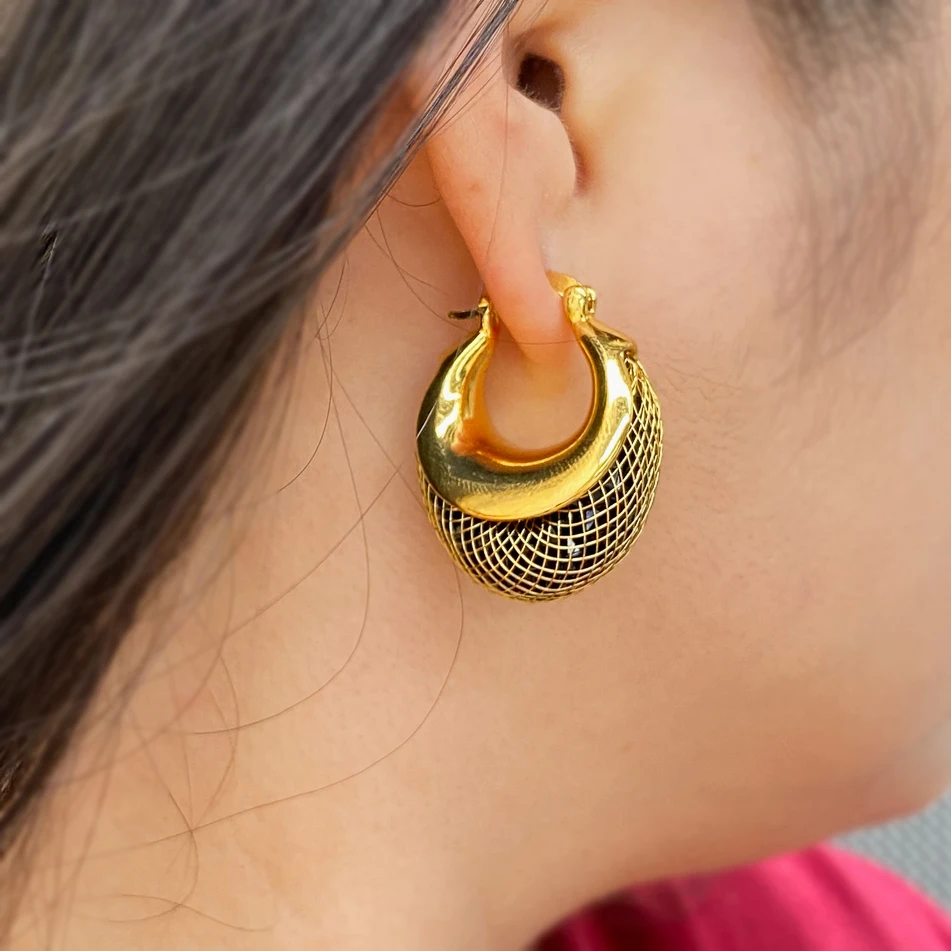 Sunny Jewelry Fashion Simple Hoop Earrings for Women Vintage Classic Circle Twist Geometry Huggie Party Wedding  Jewellery Gift