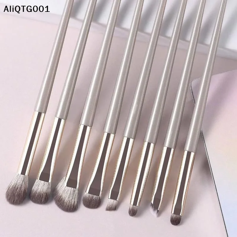 Ensemble de 8 pinceaux de maquillage pour les yeux, pinceaux à paupières ultra doux, pinceau pour eye-liner, outil pour une application lisse, kit de maquillage