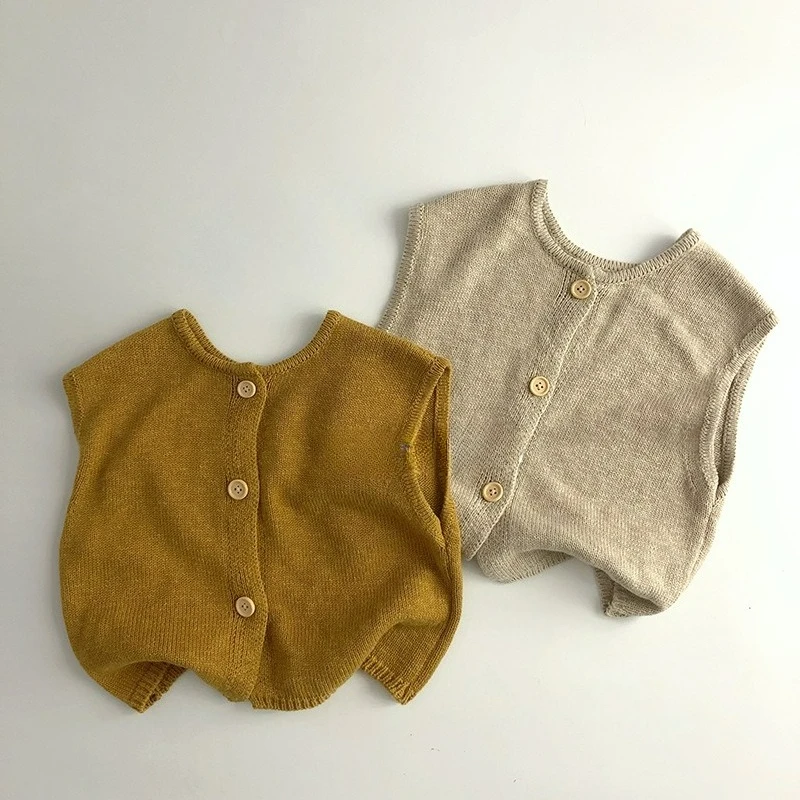 Vintage Solid Winter Warm Korean Style Baby Vest Sweater O Neck Sleeveless Soft Breathable Button Newborn Clothes