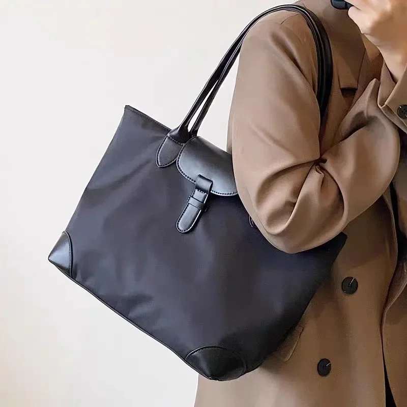 

2025 New Large Capacity Handbag, Advanced Multi functional Leisure Commuter Shoulder Bag, Tote Bag