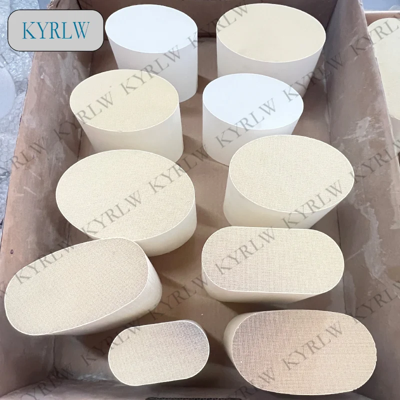 

Выхлопная система Трехходовой катализатор Евро 3/4/5/6 Овальный керамический сотовый каталитический нейтрализатор