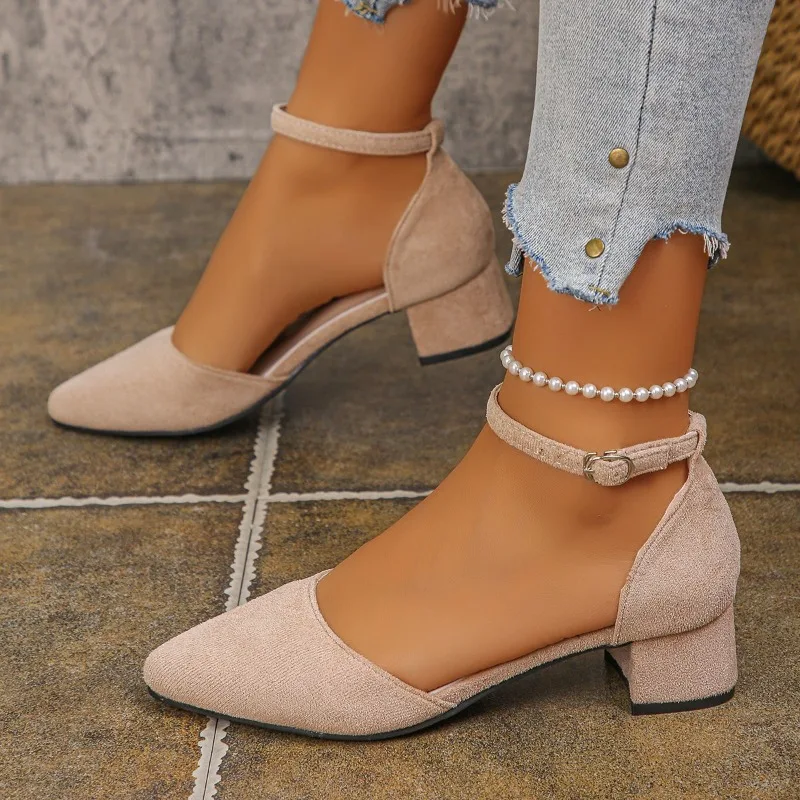 

Sapatos 2022, женские модные милые белые туфли с пряжкой и ремешком, жемчужные туфли на квадратном каблуке, женские элегантные офисные туфли-лодочки для отдыха