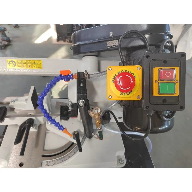 MBS150 240V 50Hz 550W Nowa, dobra jakość, automatyczna przecinarka do prętów stalowych, metalu, piła do cięcia z automatycznym odcięciem.