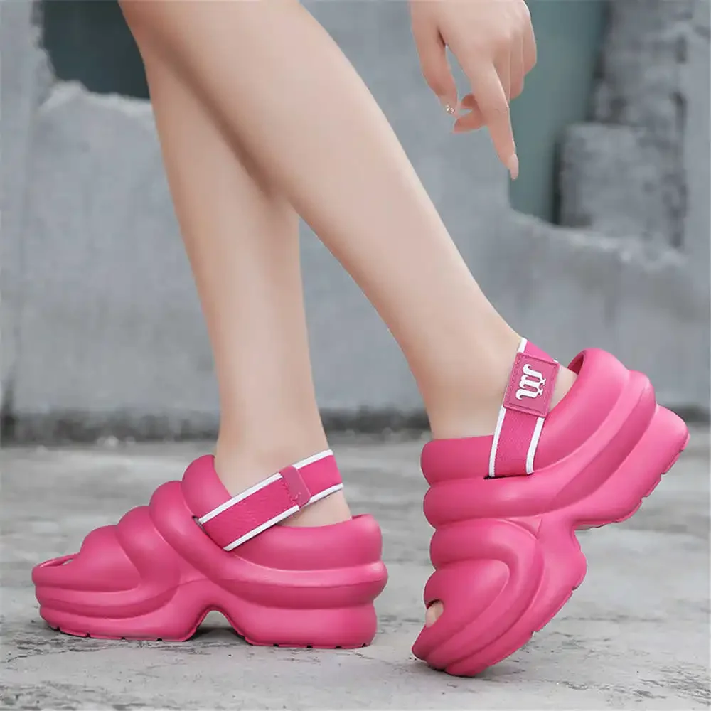 Zapatillas de playa con dedos de pez para mujer, zapatos dorados, sandalias de baño, zapatillas deportivas, tenis de liga, 39-40