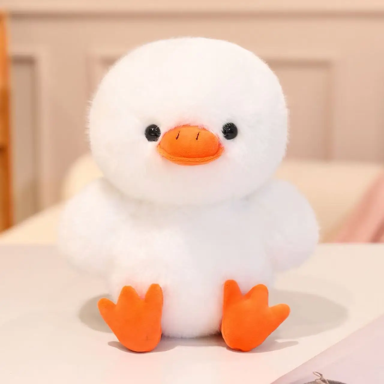 

Miniso's latest vegetable hat, white duck stuffed plush toy, cartoon anime cute children's birthday gift, fun doll pillow