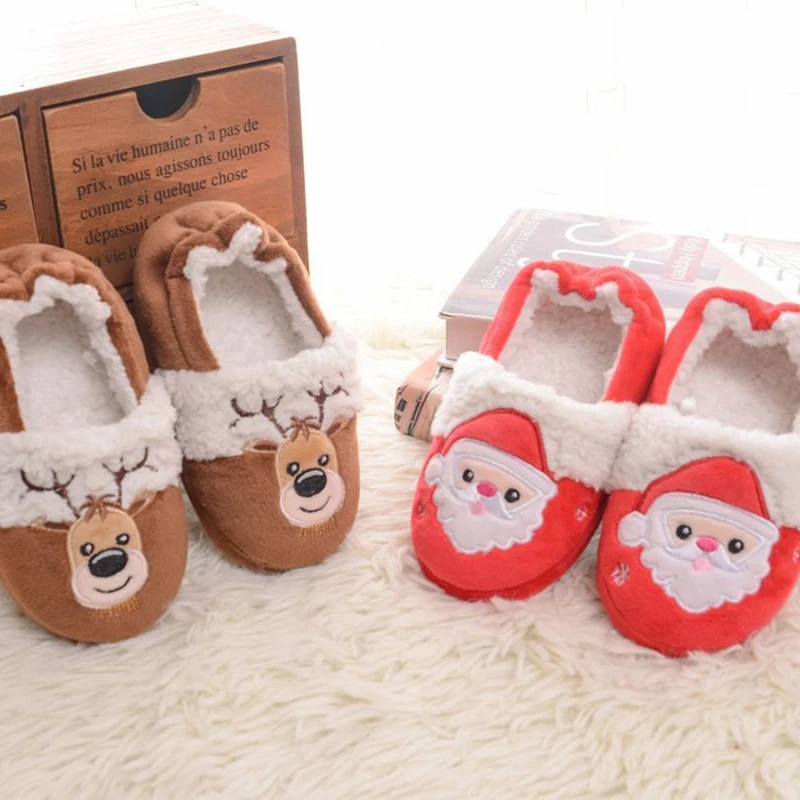 เด็กคริสต์มาส Fuzzy รองเท้าแตะน่ารัก Santa Claus/Reindeer WARM Non-SLIP Soft Sole รองเท้าในร่มสําหรับ Boy Girl