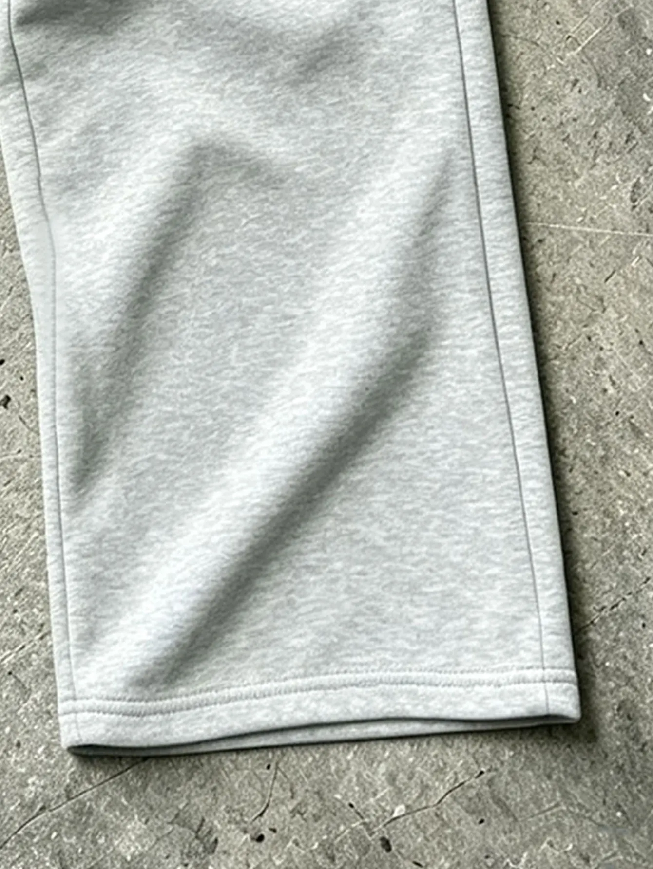Herren-Jogginghose mit lockerem Schnitt, elastischem Bund, Kordelzug, lässigem Stil, Streetwear-Design, mit Taschen, bequeme Hose. – Detail 5