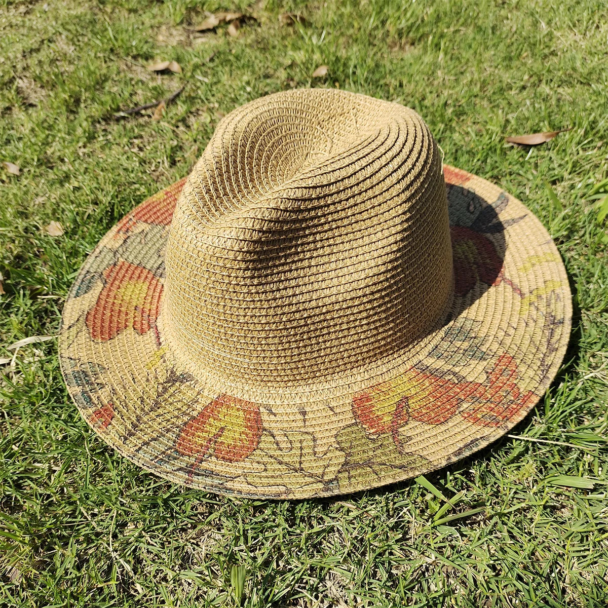 New Painted Summer Straw Hat Panama Jazz Straw Hat Men's and Women's Unisex Beach Sunscreen Sun Hat Fashionable Wide Brimmed Hat