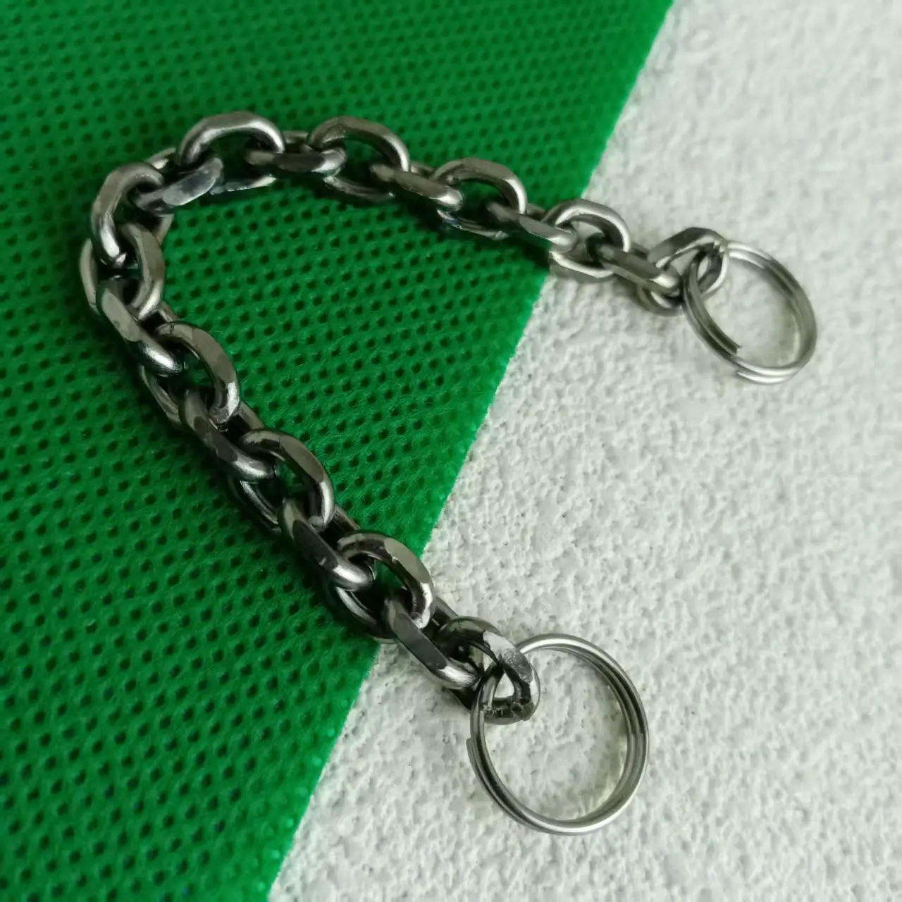 

7.0mm pure titanium chain with 14mm titanium rings at both ends, corrosion-resistant DIY free splicing chain, DIY necklace brace