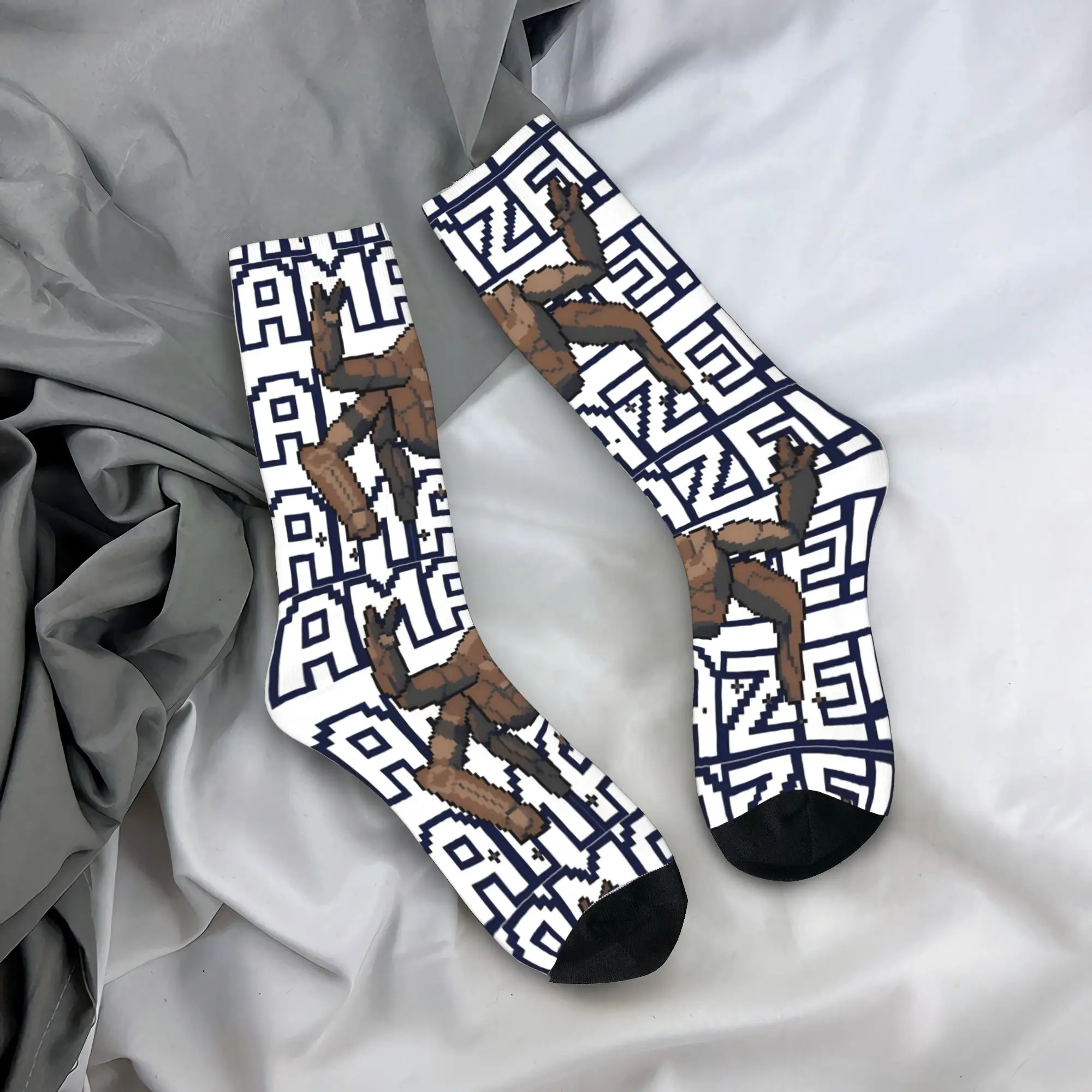 

Удивительно! Удивительно! Носки Amaze Rocky the Alien в стиле ретро с пиксельным рисунком, графические носки, нескользящие носки для взрослых, мужские носки, мягкие зимние носки средней плотности