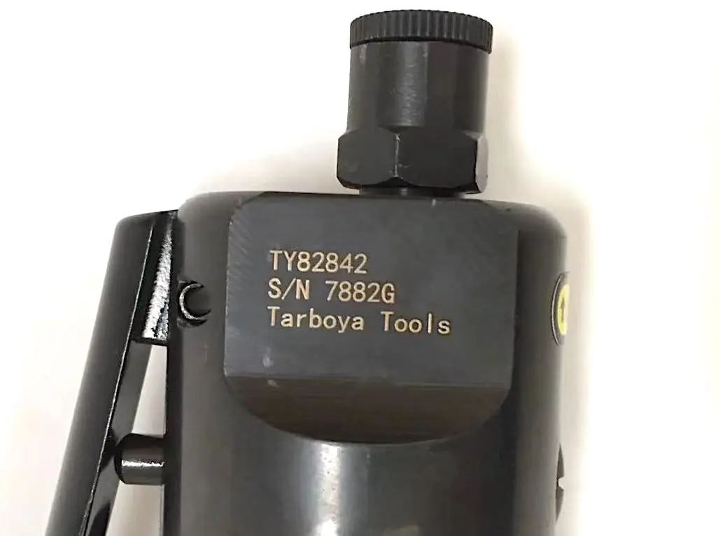 TY82842 Pneumatic duct assembly tools knocks down straight run duct and radius fittings at the rate 4200 BPM