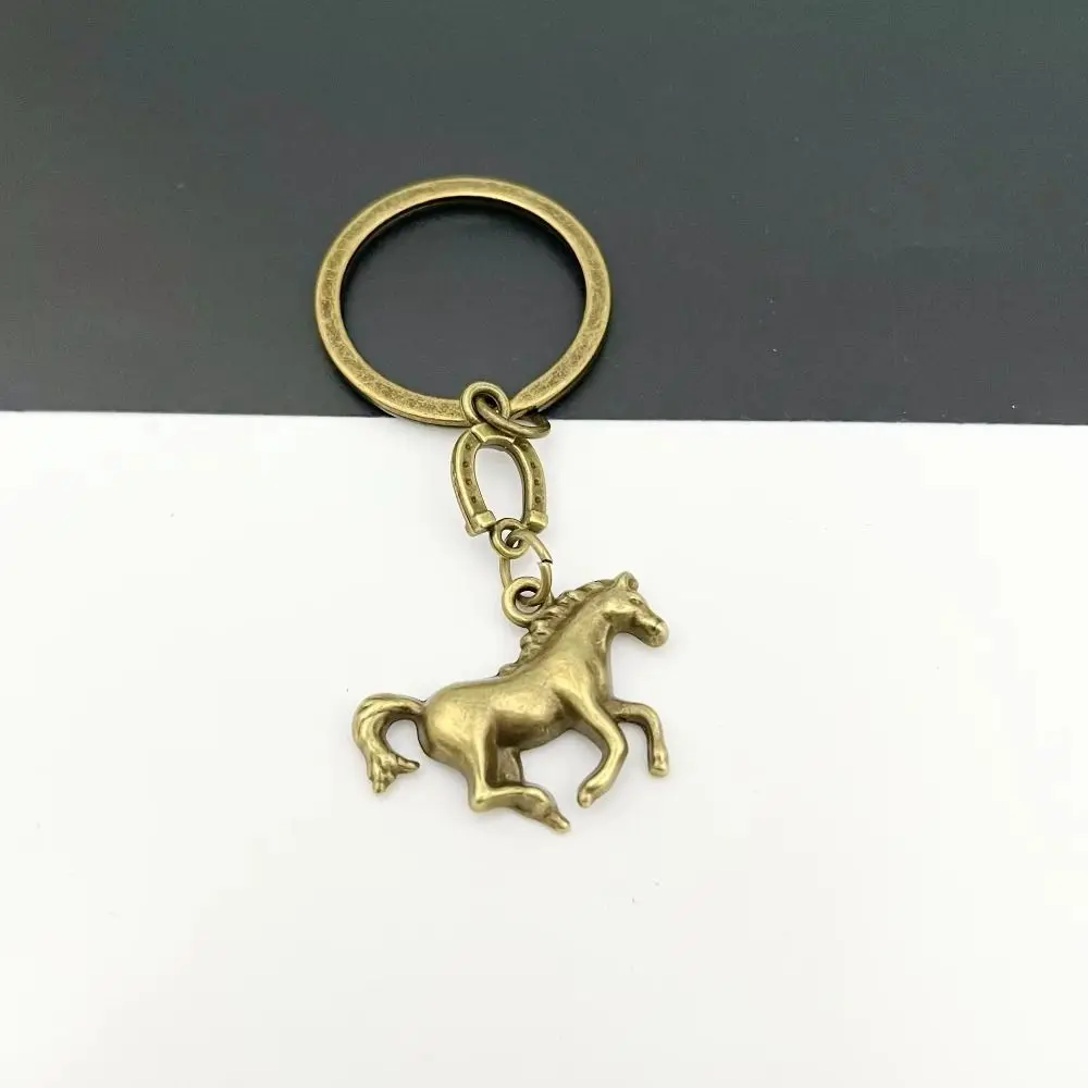 Metal Keychain Western Cowboy Keychain Creative Design Vintage Style Horse Shoe Keychain Personal Accessories Casual Style
