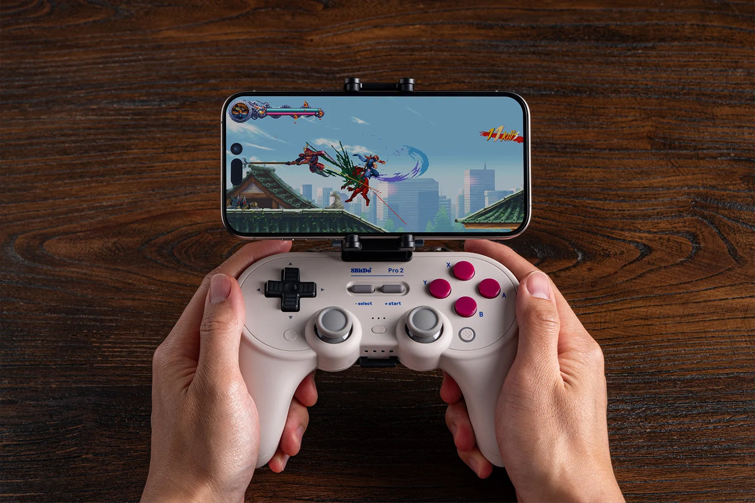 8BitDo Mobile Clip do kontrolerów Bluetooth 8BitDo Pro 2 i Pro 3, regulowany uchwyt na telefon (49-85mm) — zdjęcie produktu 5