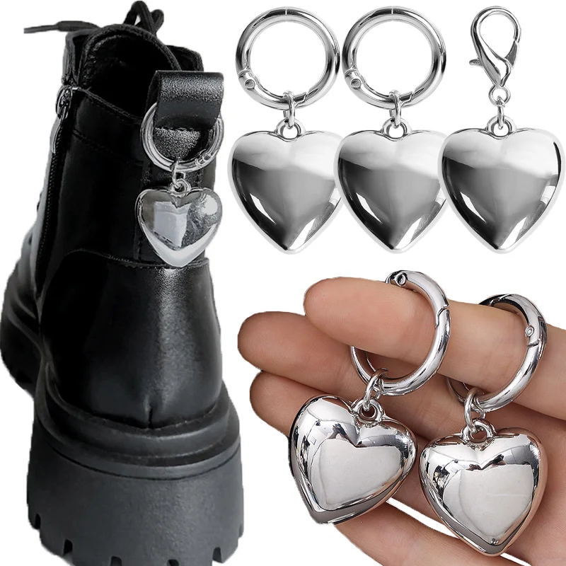 2pcs Metal Hollow Love Martin Boots Shoe Buckles Unisex Y2K Punk Heart Shoes Pendant DIY Snap Hook Shoes Decorations Jewelry