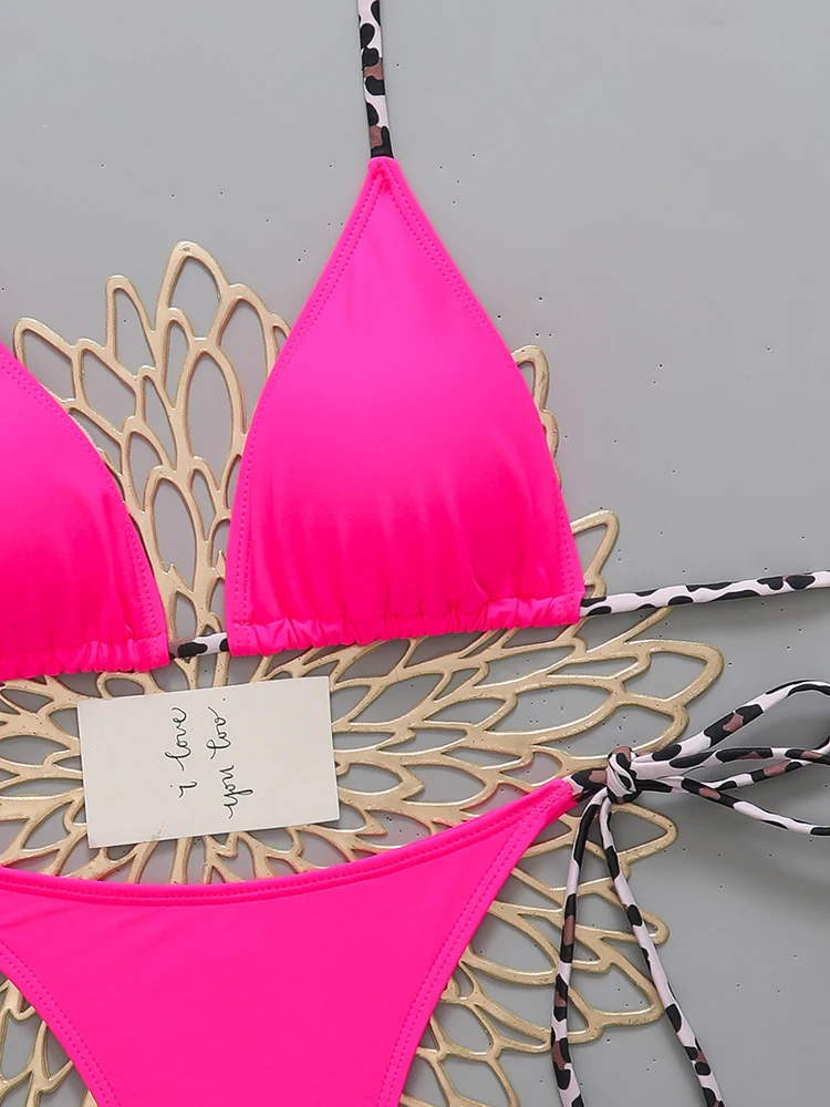 ชุดบิกินี่ลายเสือดาวสุดเซ็กซี่สำหรับผู้หญิง ปี 2026 ชุดว่ายน้ำแบบผูกคอ ไมโครธอง ชุดบิกินี่สำหรับผู้หญิง ชุดว่ายน้ำสำหรับผู้หญิง