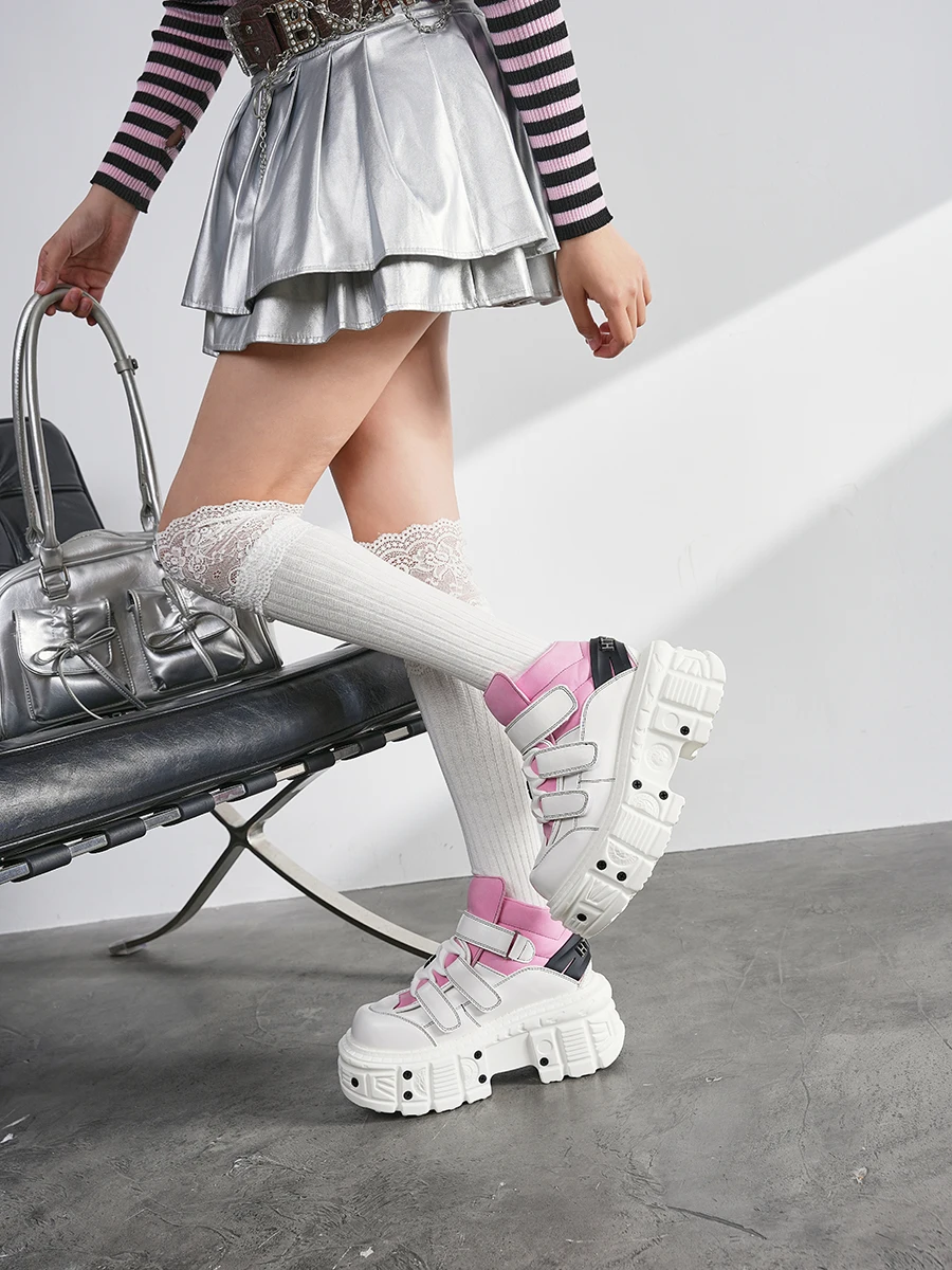 2026 New Punk Style Women Shoes Lace-up Heel Height 6CM Platform Shoes Woman Metal Decor Woman Sneakers Gothic Ankle Rock Boots