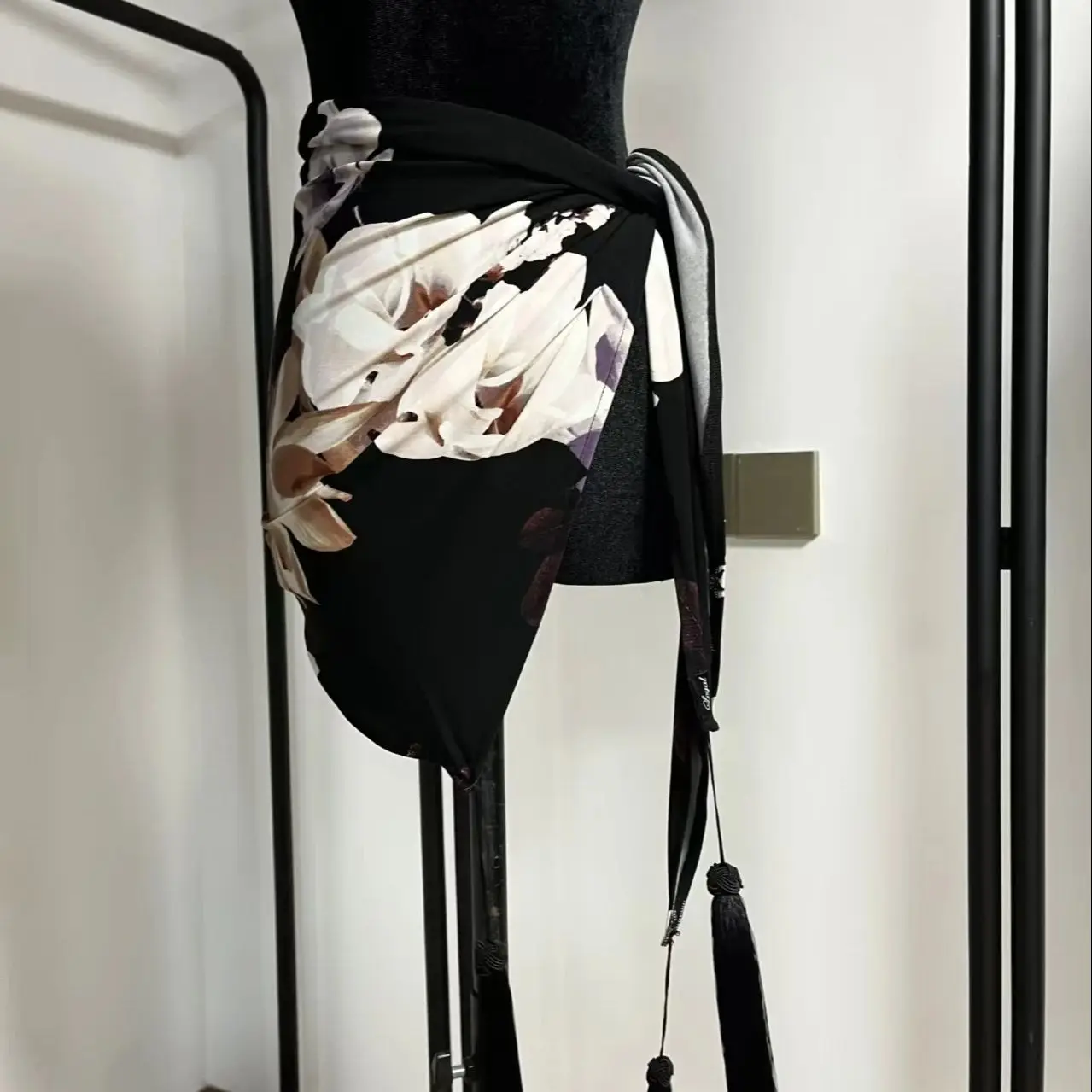 nuove-gonne-da-ballo-latino-costumi-di-performance-stampa-sciarpa-dell'anca-donne-adulte-sciarpa-dell'anca-gonne-chacha-samba-gonne-da-pratica-dn21530