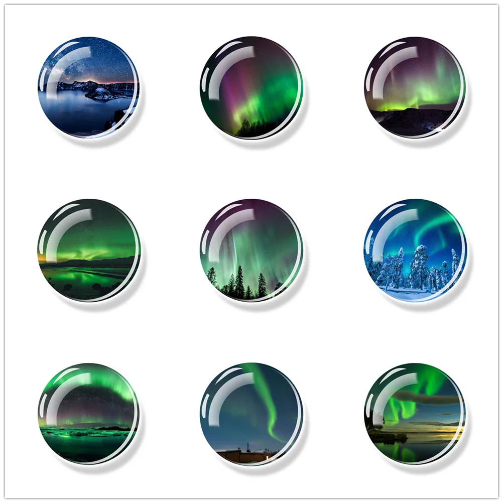 Circular Refrigerator Magnet for Home Use Beautiful Simple and Generous Aurora Photo 30mm