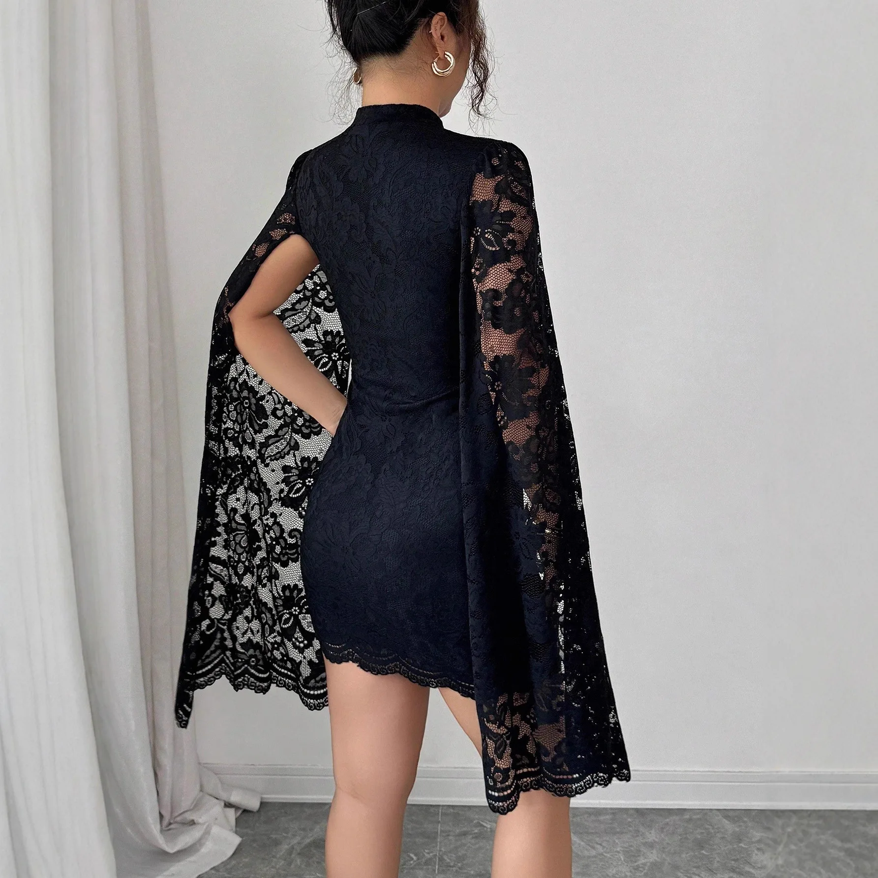 2025 Nieuwe Modieuze Kanten Split Lange Mouwen Sexy Jurk voor Herfst en Winter Nieuwe Lange Mouw vrouwen T-Shirt kleding Vrouw