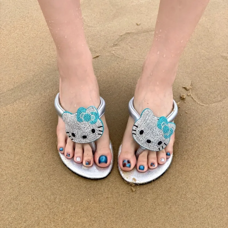 

Sparkling Hellokitty Women Flipp Flops 4cm Heels Summer Outdoor Slippers Travel Outdoor Beach Slipper Fashionable Women Shoes