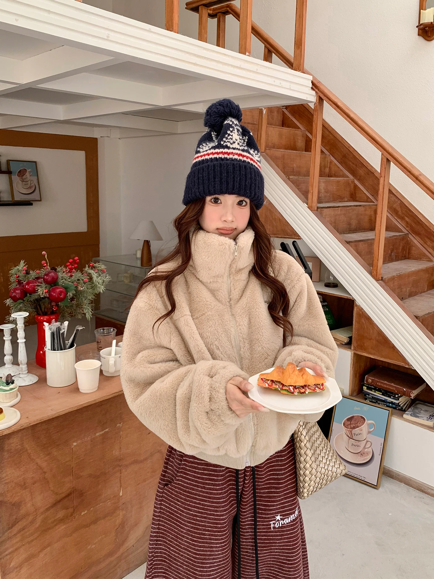 

Orange Tree Where Is It Beautiful Warm Fce Women's Winter Sle Slimming Eco-friendly Fur Coat Zipper Closure Long Sve