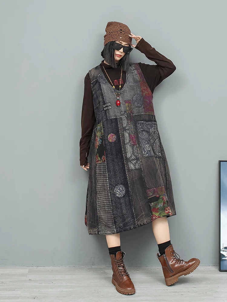 Old Fabric Patchwork Linen Cotton Sleeveless V-neck Thick Vest Dress Women Winter Loose Mid Length Dress LX2600