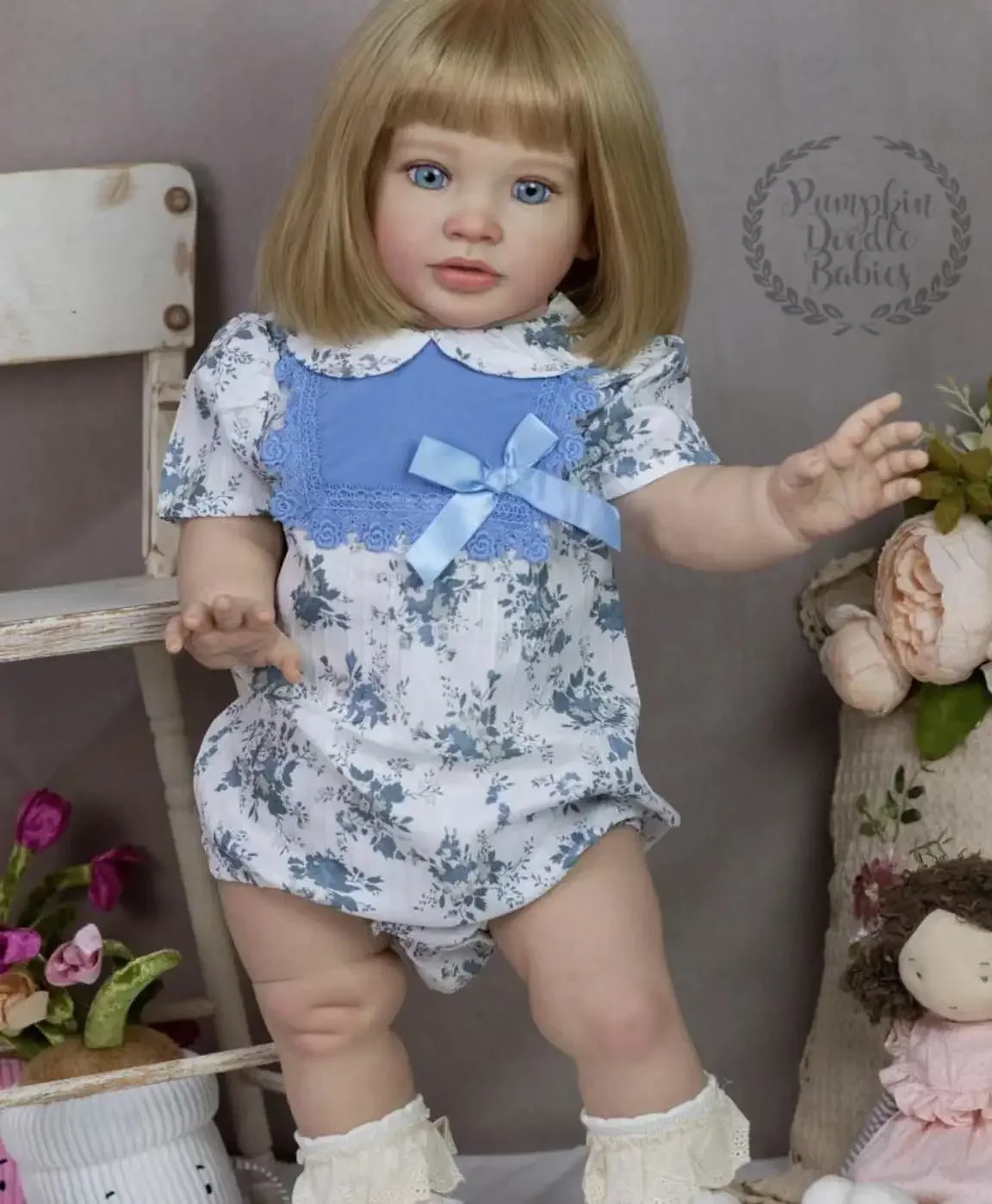 SINO-BB personalizado liited fornecimento 26 polegadas reborn bebê pippa aready boneca terminada com cabelo enraizado à mão vestido diferente