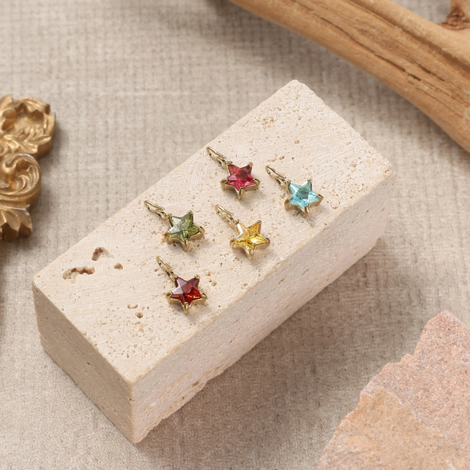 Luxuriöse 18K Vergoldete Stern-Zirkon-Anhänger Mini Kristall-Pentagramm-Anhänger für DIY Ohrringe Halsketten Schmuckherstellung Zubehör – Detail 6