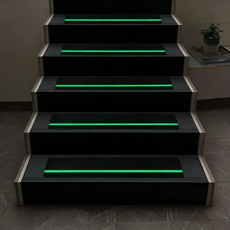 Accesorios para Escaleras y Pisos, Pedal Antideslizante para Escaleras Exteriores, 6 x 24 Pulgadas, Paquete de 6, Negro Verde, Precortado, Antideslizante de Grado 80