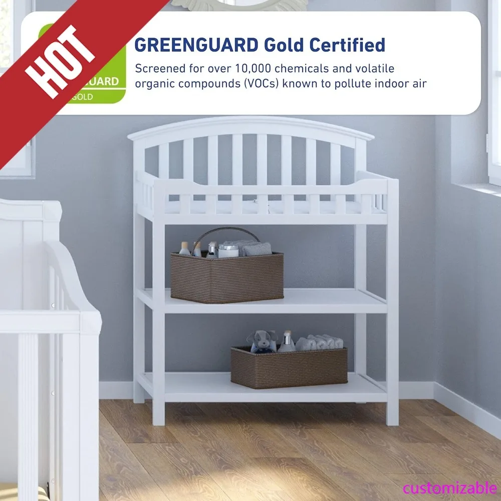 طاولة تغيير Graco الساخنة مع وسادة تغيير مقاومة للماء (أبيض) - معتمدة من GREENGUARD Gold، تغيير حضانة متعددة التخزين