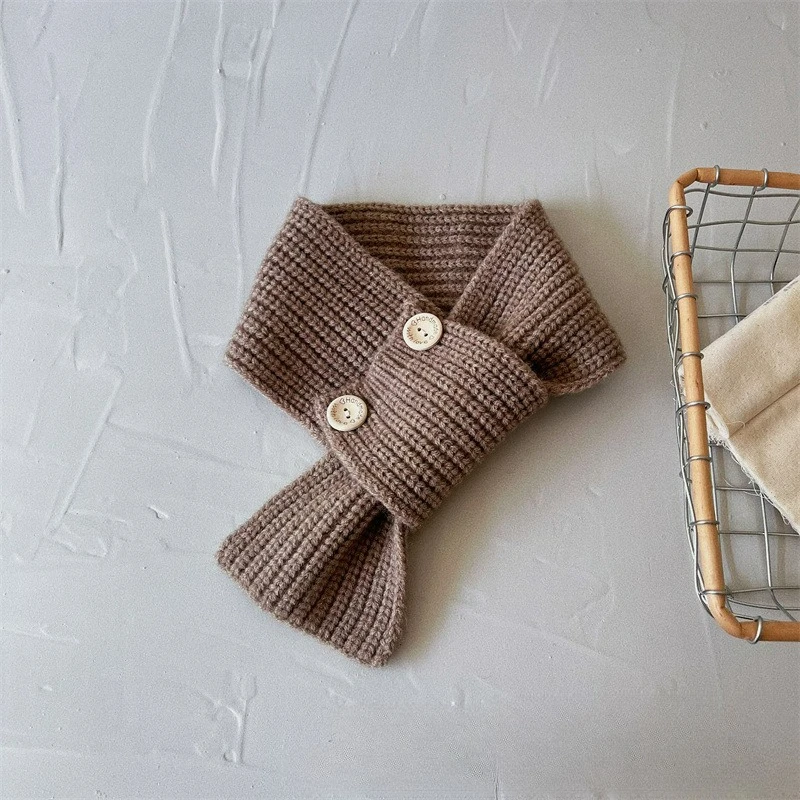 Winter Warm Melard-style Children's Scarf, Retro Wooden Button Baby Knit Neck Warmer, Sweet and Versatile for Everyday Wear