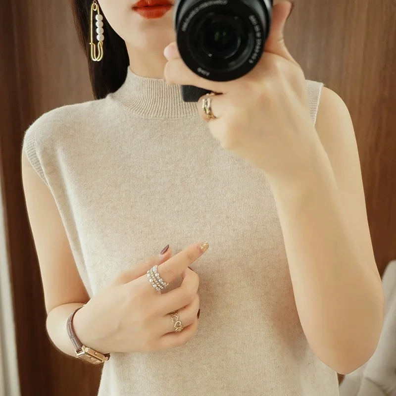 Women's Wool Vest 39 f High Collar Svel Knitted Sweater Suitable for Office Wear And Casual Outfits Regular Fit