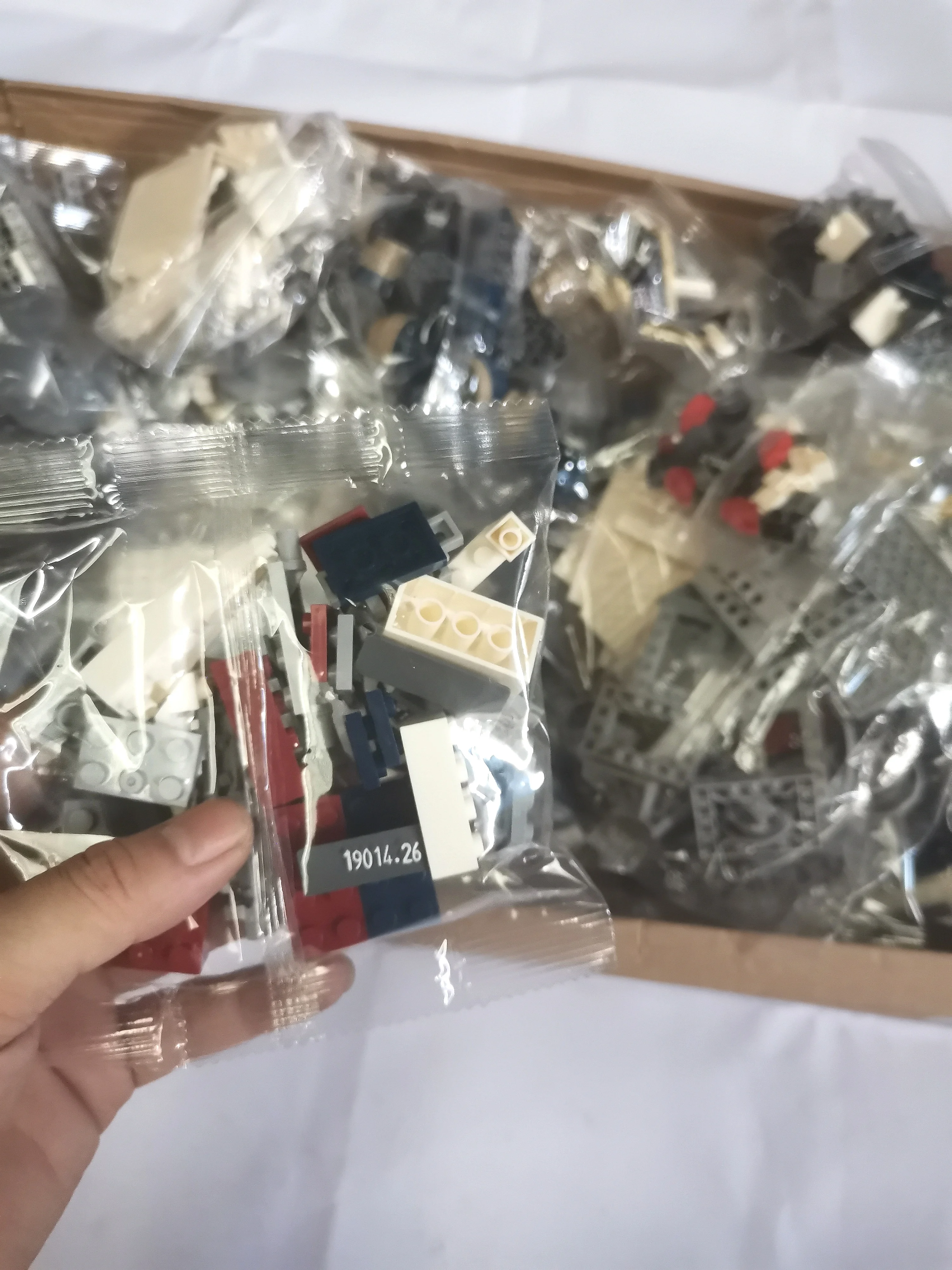 Hot sales Unzip the game TOYS 1808 pcs AT-OT  81055 Model Building Blocks Toy Brick Christmas and birthday gifts