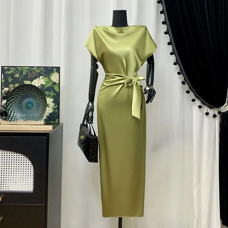 アボカドグリーン結び目ウエスト締め付けスリム女性ドレス 2025 新しい夏の韓国語バージョンアセテートサテン無地女性ドレス H539