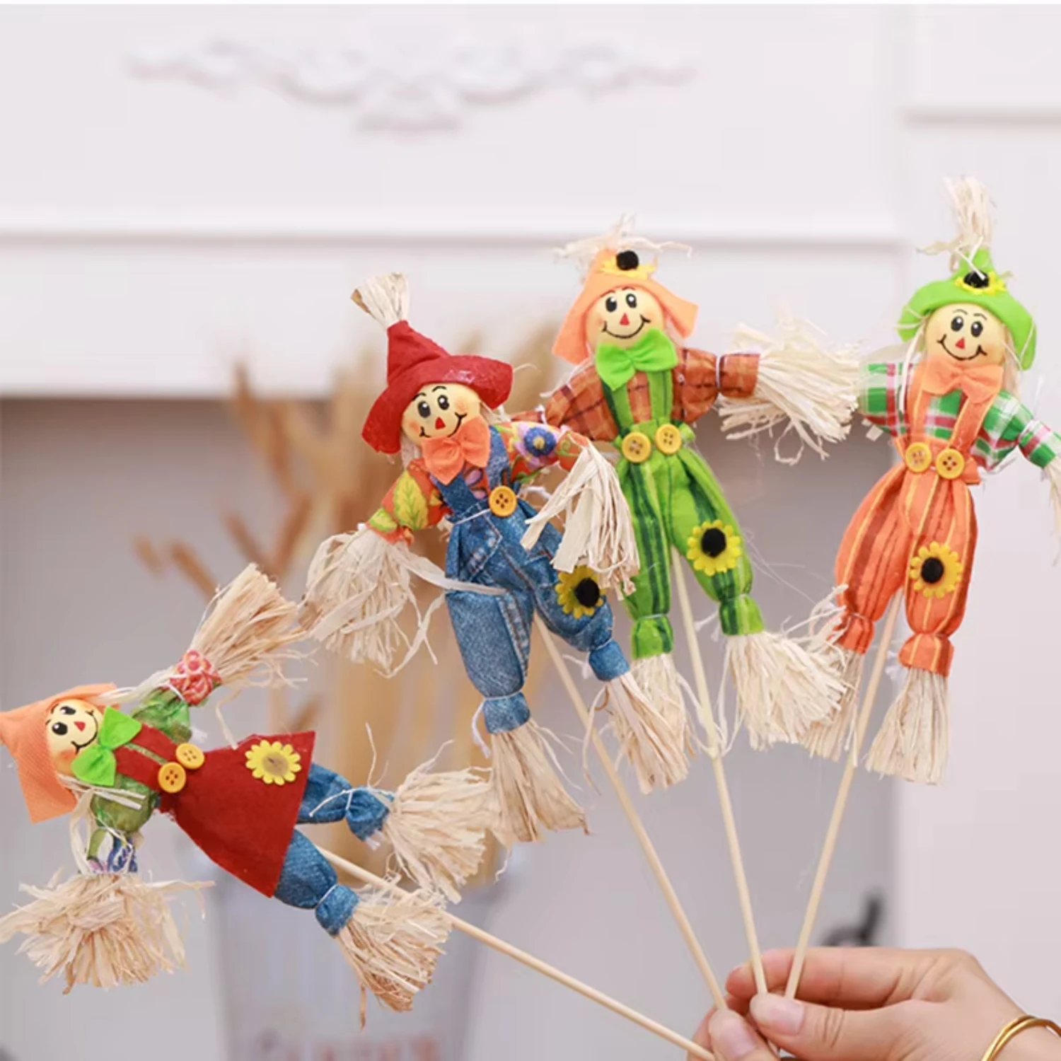 

2piece Halloween decoration mall bar KTV standing pumpkin decoration horror lovely garden scarecrow scene layout