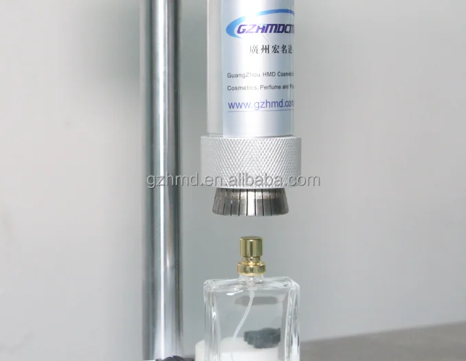 ماكينة تجعيد زجاجات العطور اليدوية ماكينة ختم خط العنق العطور