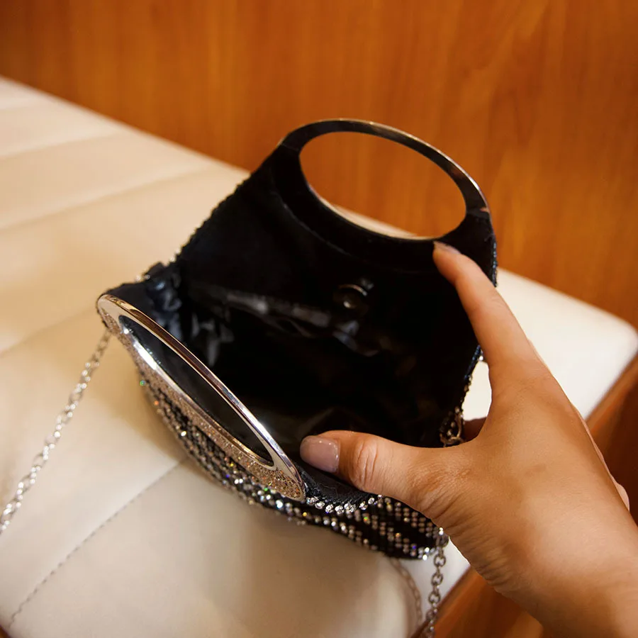 Shiny diamond ring handbag female light luxury celebrity dinner bag light luxury temperament messenger bag