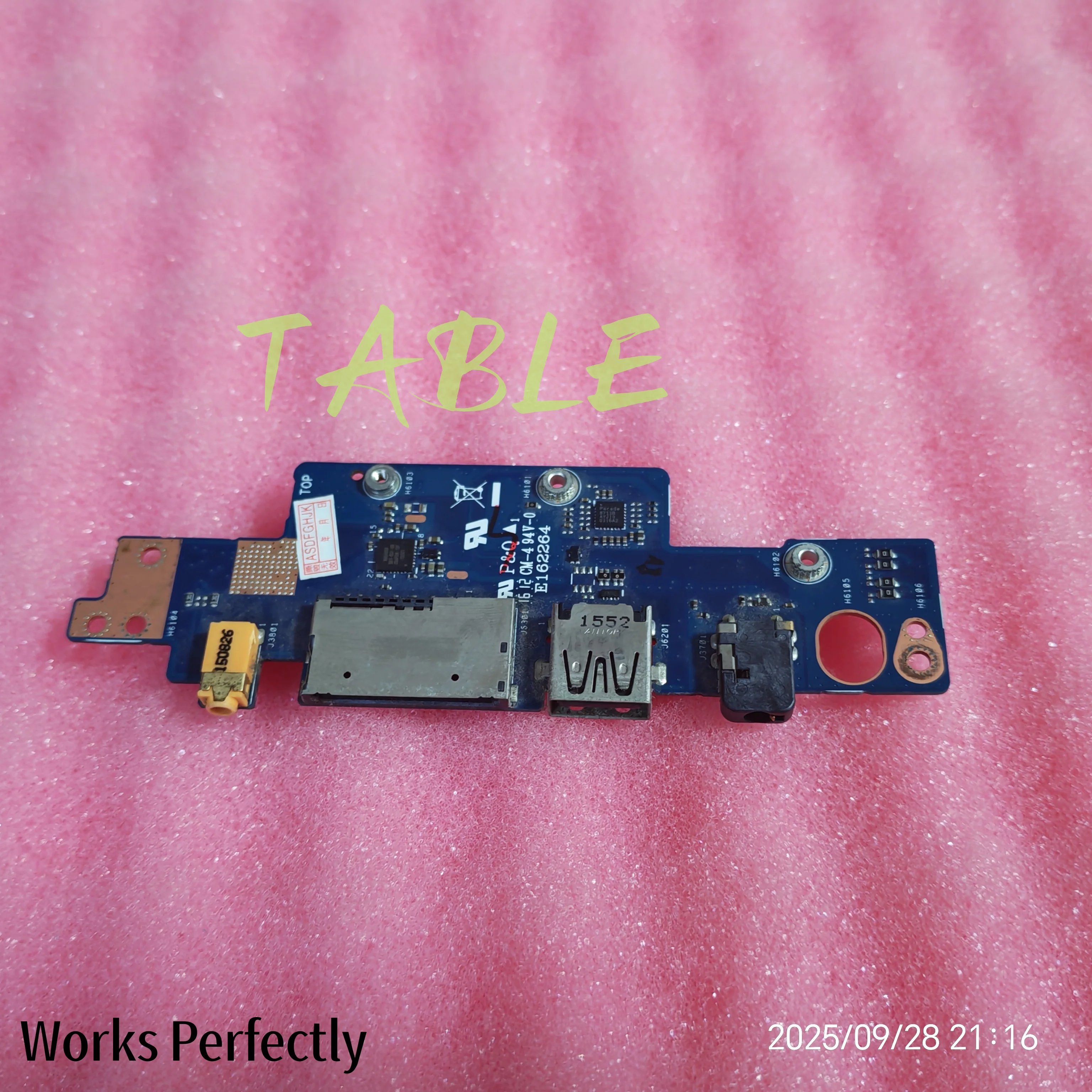 FOR ASUS UX560UX USB Audio SD Card Reader Port Board UX560UX_IO test good free shipping