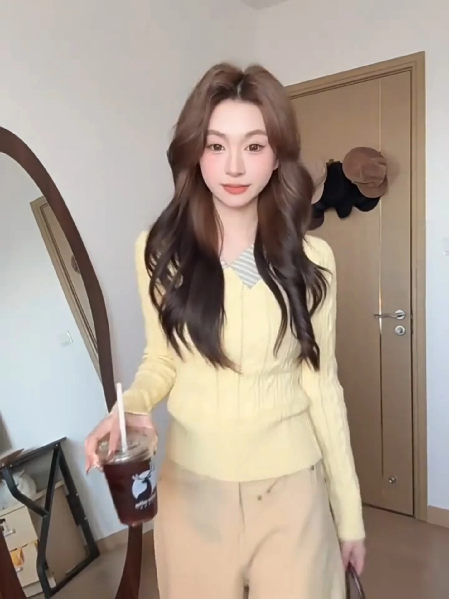 

Women's Autumn Winter Sweater Tassel Knitted Stripe Color Blo Sweet Soft V-Ne Long Sve Regular Fit Pure Online Exclusive