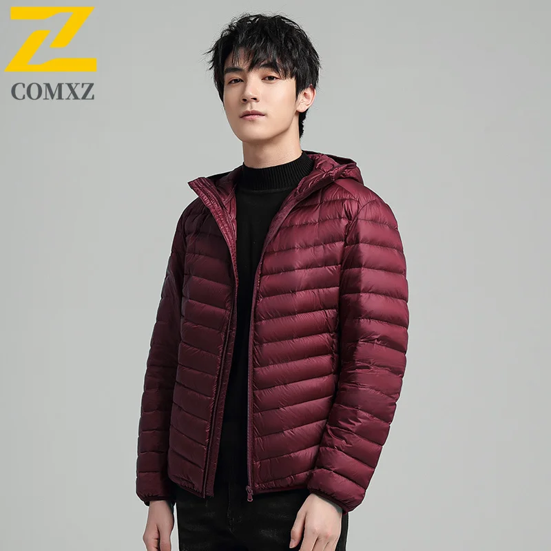 Winter New Puffer Jacket Men 2025 Leisure Hooded Travel Thickening White Duck Down Coat Short Style Versatile Lightweight Parkas