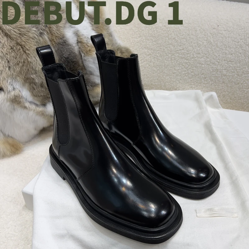 New Season Classic Chelsea Boots Simple Versatile Design Side Elastic Easy Wear Italian Leather Anti-Slip Sole