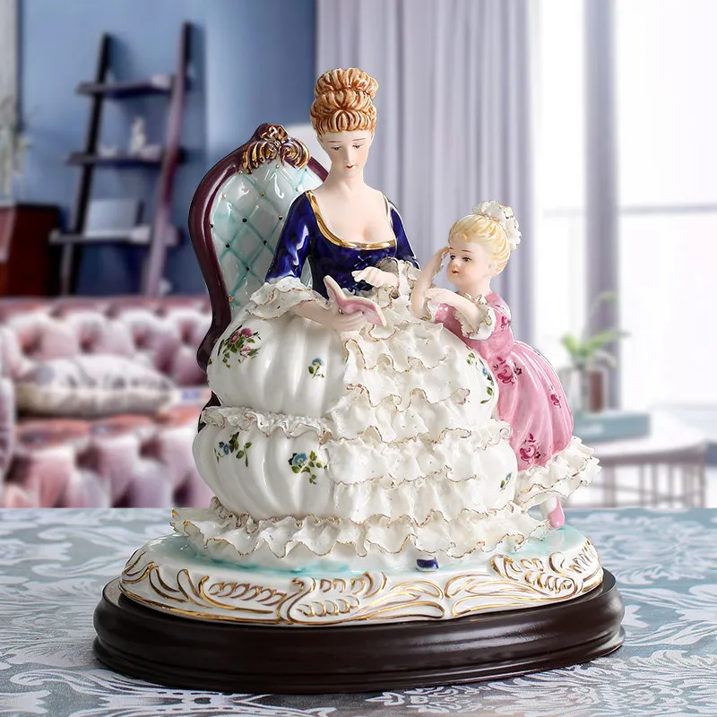 Creative Piano Ornament European Lace Porcelain Doll Character Jewelry Handmade Luxury Living Room Home Crafts Pastoral
