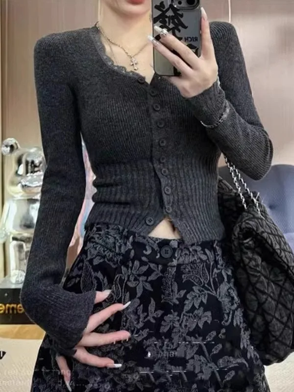 

ay V-Ne Lace Base irt Women's Autumn Winter ort Knitted Top Design Sensation Inner Wear Korean Sle Slim Fit Long Sl...