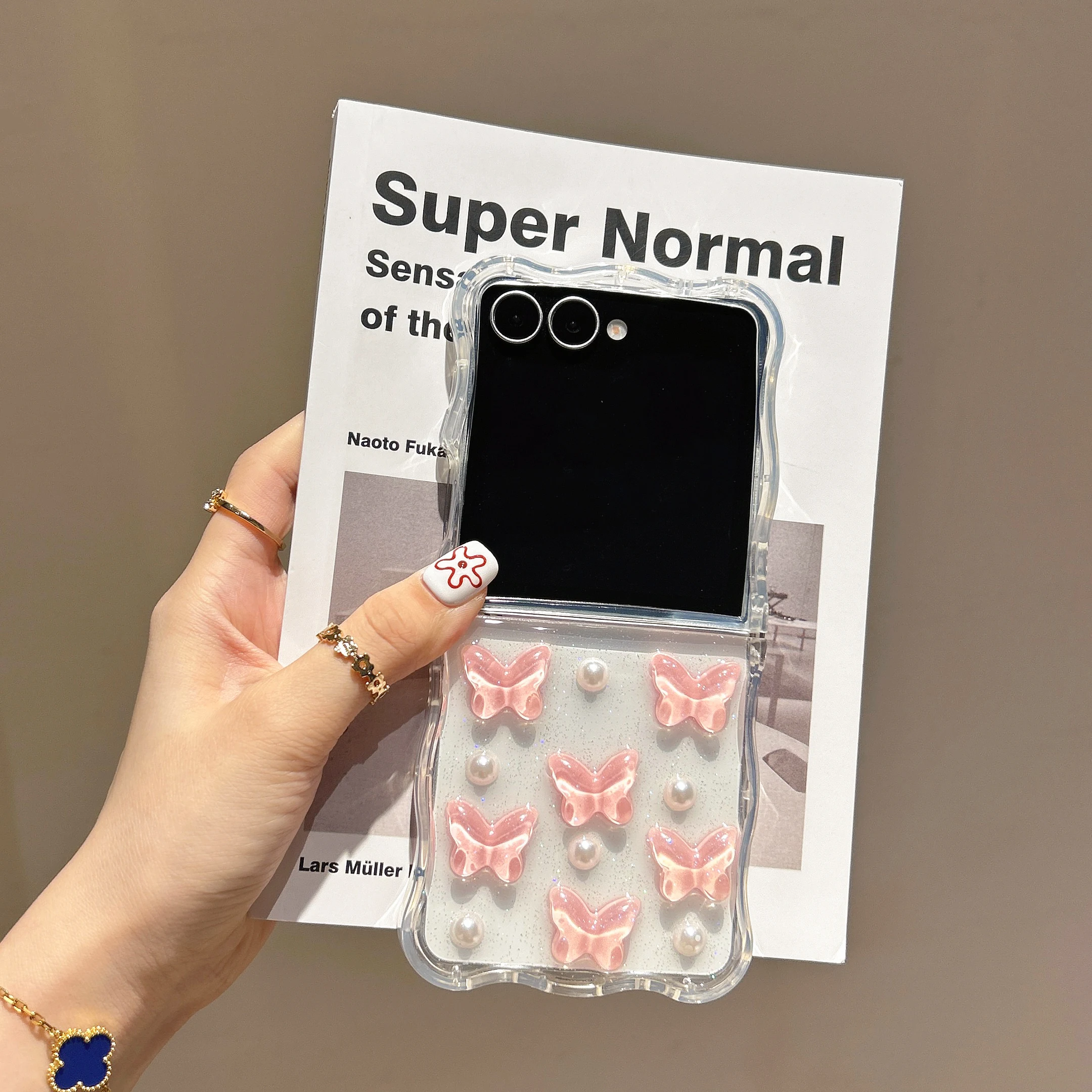 

Back Cover For Samsung Galaxy Z Flip 7 6 5 4 3 Case Gliiter 3D Pink Butterfly Pearl Bracelet Wristband Chain Phone Case