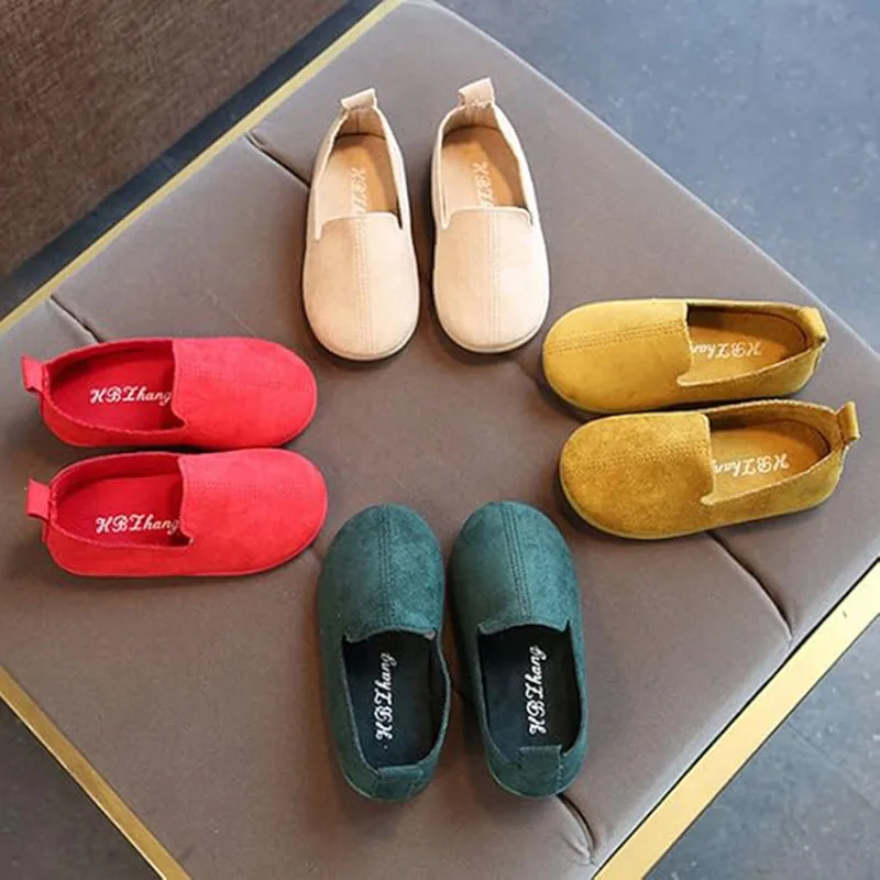 

Baby Toddler Boys' Girls' Solid Color Soft-Sole Princess Shoes Unisex Suede Slip-on Pony Bead Shoes