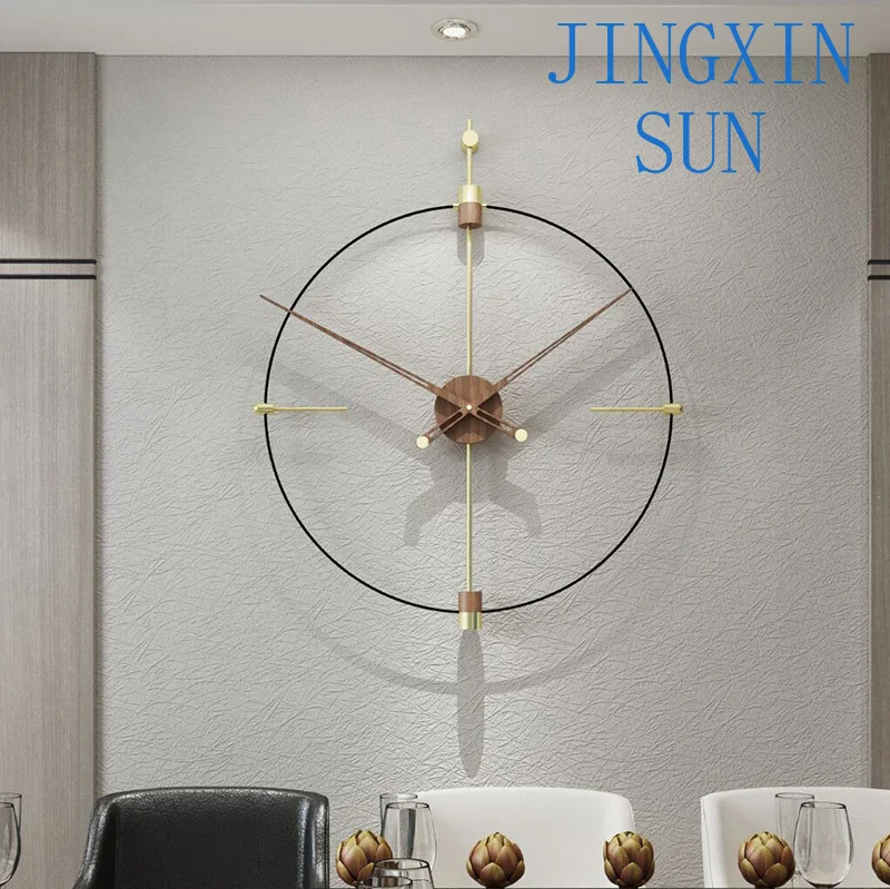 Minimalist personality simple high value atmosphere Internet celebrity light luxury art living room decorative clocks restaurant