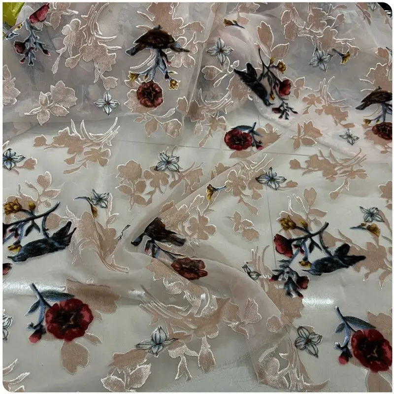 라이트 핑크 인공 실크 바닥 천 중공 Pleuche 드레스 Cheongsam 셔츠 의류 스커트 패브릭