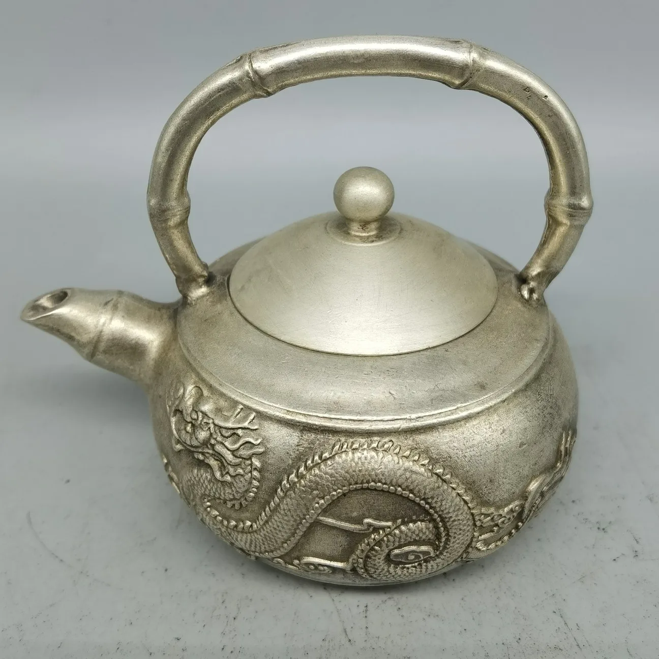 

Chinese Silver Wine Pot and Tea Pot Decoration Collection Commemorative Design Exquisite and Exquisite Craftsmanship