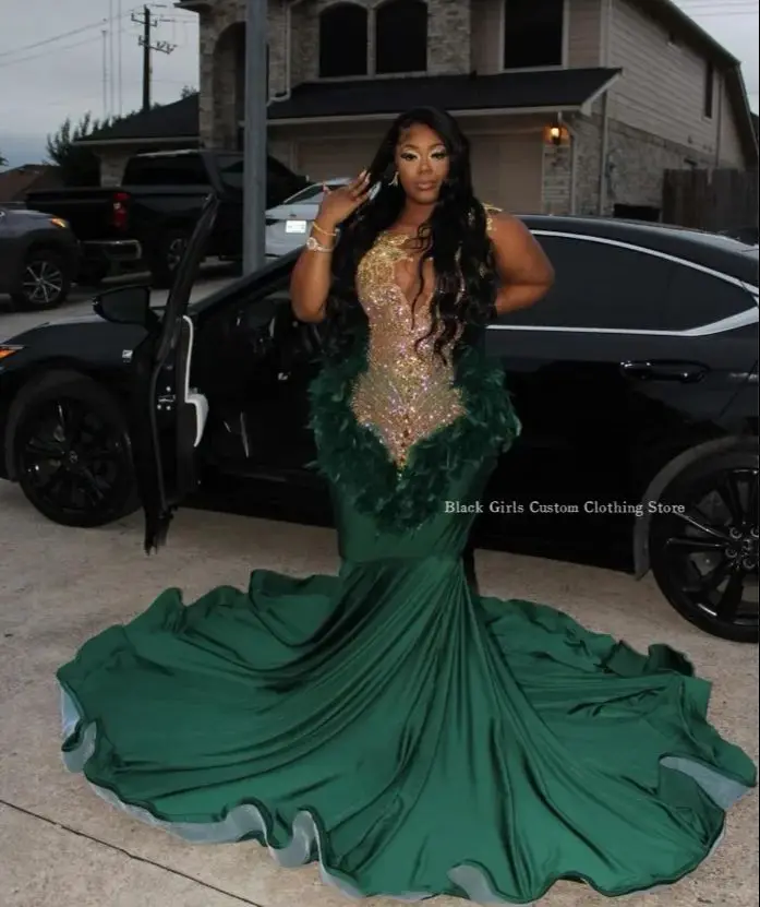 Luxury Emerald Green Mermaid Prom Dress 2024 Elegant Crystal Beaded Feather Appliques Black Girls Birthday Party Evening Gowns