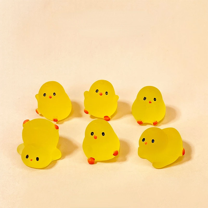 30PCS Luminous Mini Chicken Moss Microlandscape Miniature Chick Figurines Fairy Garden Accessories Home Decor Glow in The Dark